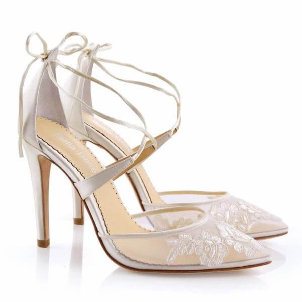 NEW Bella Belle Anita Ivory Lace High Heels (Size 6.5)
